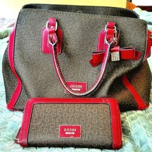 Guess Purse & Matching Wallet